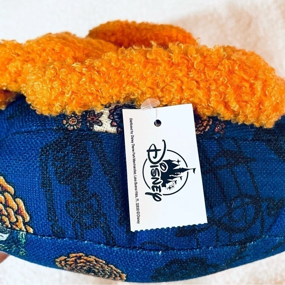 🌼 NWT Disney Parks Pixar COCO Marigold Petals Throw Pillow – Orange & Blue 🌼